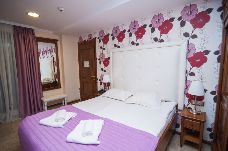 Dbh Bucharest Hotel Kültér fotó