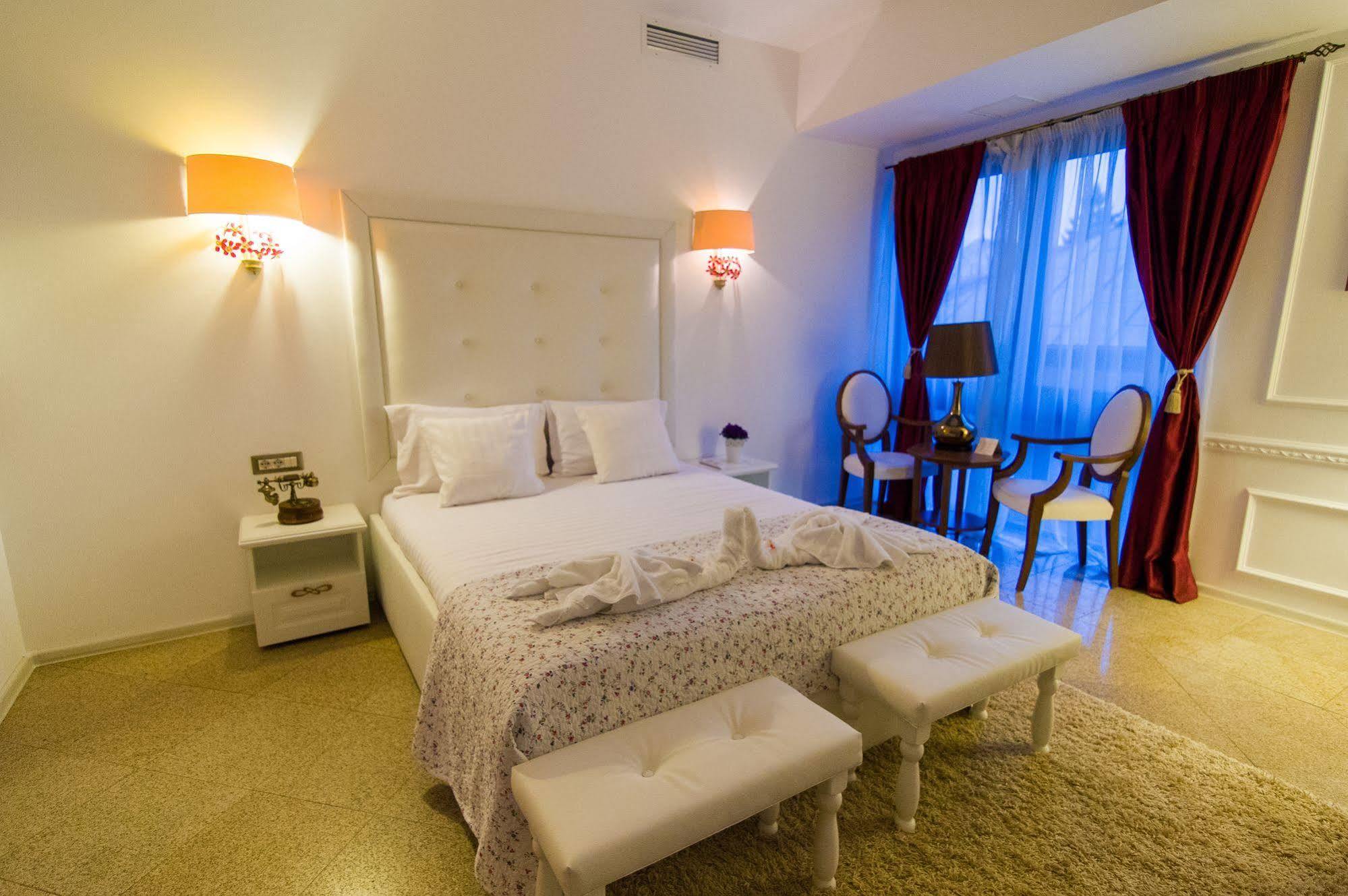 Dbh Bucharest Hotel Kültér fotó